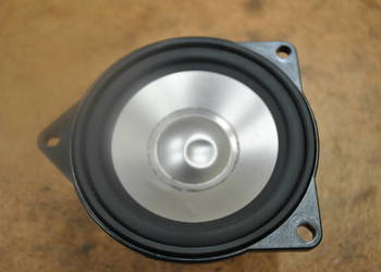 Głośnik średniotonowy centralny systemu audioTOP HIFI DSP LOGIC7 BMW E65E66 Głośnik średniotonowy centralny systemu audioTOP HIFI DSP LOGIC7 BMW E65E66
