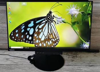 Komputer z monitorem 24" IPS AIO Lenovo I5 8/256GB SSD Wifi
