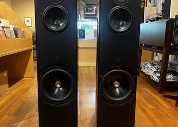 Sonus Faber Liuto w kolorze czarnym