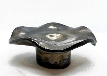 Ceramiczny, ręcznie formowany świecznik, Czechy 1992 rok.