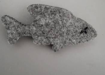 Przypinka, broszka z filcu