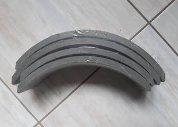 Okładziny Mercedes-Benz 508D 407d 608d 300mm x 70mm