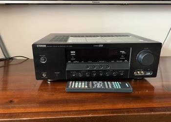 Amplituner YAMAHA RX-V563 + kolumny YAMAHA- zestaw