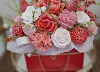 Piekny bukiet z mydła glicerynowego na prezent