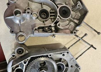 Komar silnik kartery wał skrzynia biegów cylinder