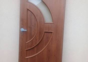 Sprzedam dwa drzwi pokojowe