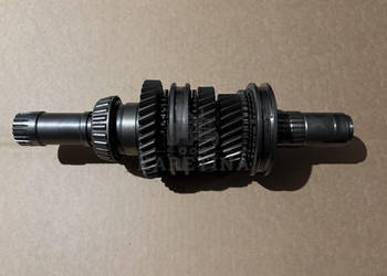 Valtra T174 T213 N103 N121 N121 8050 Wał Wałek Koło Zębate Zębatka