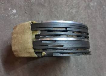 Piescienie nowe prl Ursus c325