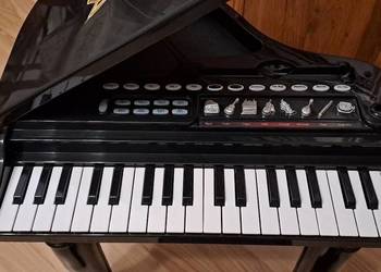 Smily Play, Fortepian, zabawka muzyczna