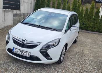 Zafira c 7 osobowa