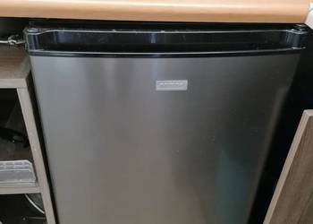 Na sprzedaż mała lodówka MPM