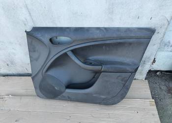 SEAT ALTEA XL BOCZEK DRZWI PRAWY PRZÓD
