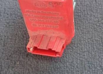 Opornica Wentylatora Wewnętrznego Hella 357 907 521  Audi A4 B5 (a-18)