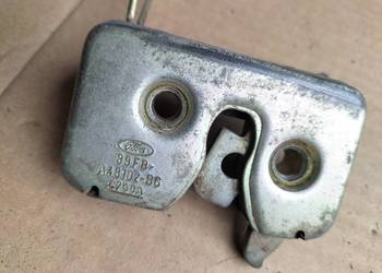 FORD FIESTA MK3 3DZAMEK TYLNEJ KLAPY BAGAŻNIKA