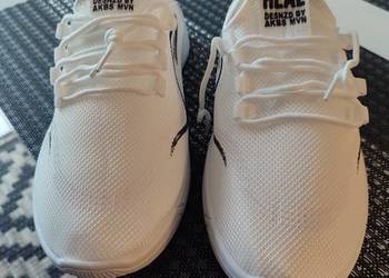 Lekkie buty sportowe , letnie