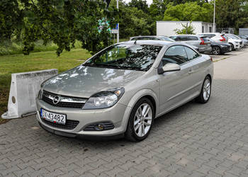 Opel Astra 1,6 cabrio skóry