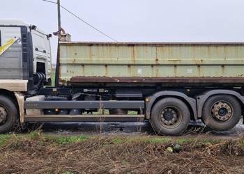 Kontener hakowy do hakowca