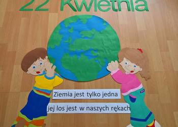 Dekoracje na Dzień Ziemi z brystolu