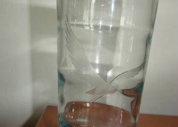 stary skandynawski wazon z ptakiem