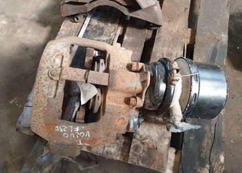 ZACISK HAMULCOWY TYŁ PRAWY VOLVO FL 619