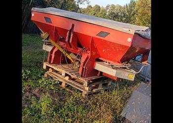 Rozsiewacz kuhn mds 1141 2000l
