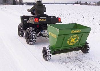 Piaskarka 1,0 m, ATV z mieszadłem zaczep kulowy. Piaskarka 1,0 m, ATV z mieszadłem zaczep kulowy.