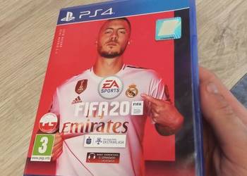 Sprzedam oryginalną nową grę FIFA 20 na konsolę PlayStation 4