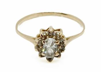 Złoty Pierścionek Próby 585 1,70g Rozmiar 18 Cyrkonie