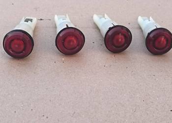 Fiat 125p lampki oprawki doświetlenia  drzwi oświetlenia