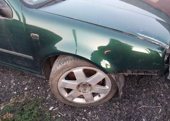 Błotnik prawy Golf 4