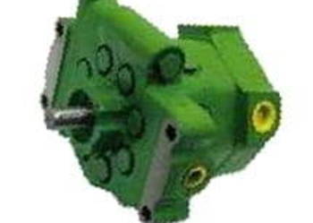 AR103033 Pompa hydrauliczna John Deere