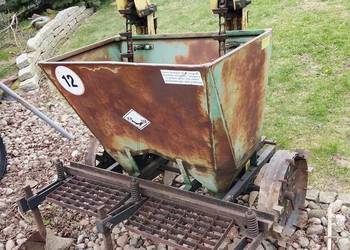 Sadzarka do ziemniaków polska kubełkowa