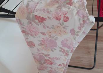 spodnie  jeansowe w kwiaty S M Bershka