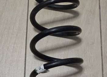 Sprężyna zawieszenia przód Audi A4 S4 A5 S5 RS5 A7 S7 8W0411105 FQ 17-2020