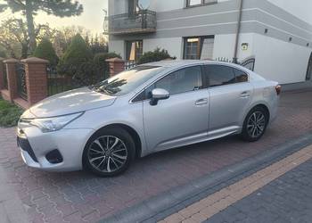 Toyota Avensis III 2.0 D-4D 143 KM Diesel Światła Ledowe, nawigacja, kamera