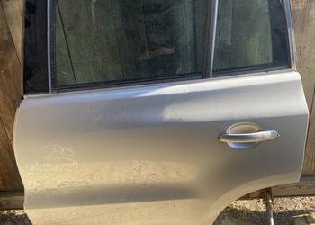 Drzwi lewe tył VW Tiguan 2009