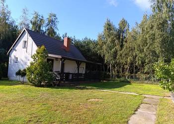 Dom przy lesie Działka 1800 m2 blisko miasta (1,5 km)