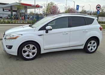 FORD KUGA ST-LINE INDIVIDUAL 4×4 AUTOMAT KEYLESS PANORAMA!