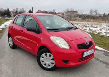 Toyota Yaris 1.0 Benzyna Klimatyzacja Mały Przebieg