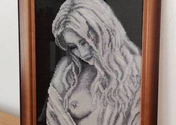 Obraz ręcznie haftowany "Kusicielka" Handmade
