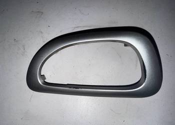 Osłona klamki wewnętrzna prawa przod PEUGEOT 307