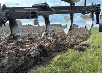 Plug 4 skibowy Ruski