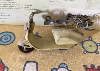 Vespa dwa modele ozdobne