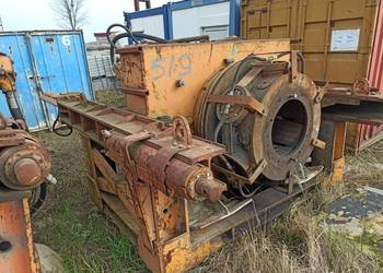 Syndyk sprzeda - stół wiercący Fundex