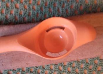 DWA ODDZIELACZE DO ŻÓŁTEK - TUPPERWARE