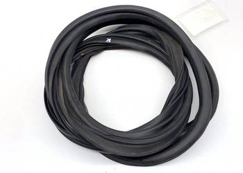 USZCZELKA KLAPY BAGAŻNIKA KIA SPORTAGE IV SUV