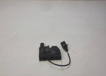 ZAMEK MASKI RYGIEL AUDI A8 D4 4H0823509C