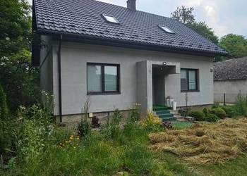 Dom jednorodzinny w cichej okolicy