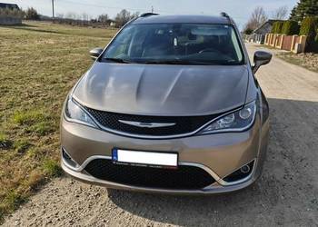 Chrysler Pacifica