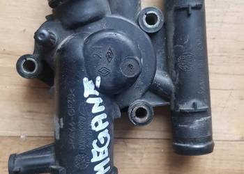 termostat z obudową renault Megane II  8200112054